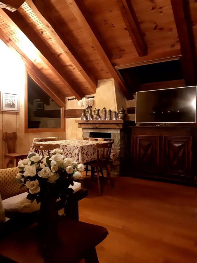 Chalet Blanc "La Mansarda" Курмайор Экстерьер фото